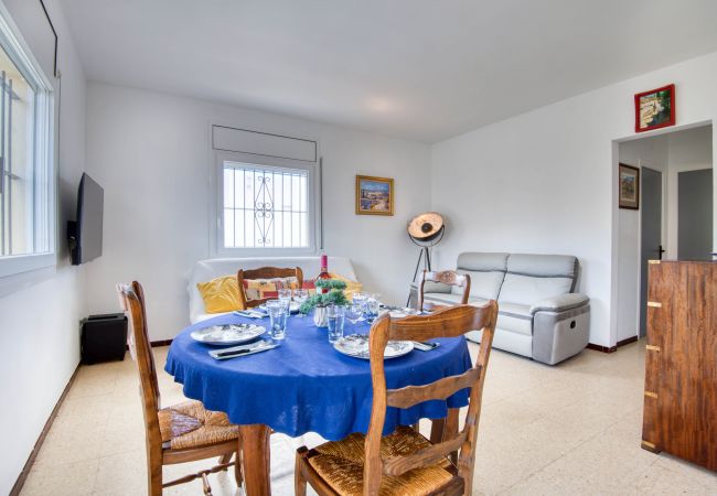 Apartamento en Escala - ROMERAL Apartamento en Escala - ROMERAL