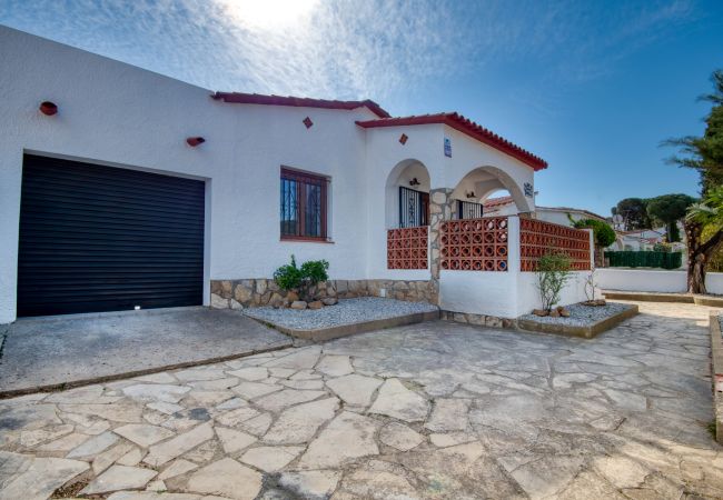 Casa en Escala - PAMELA Casa en Escala - PAMELA