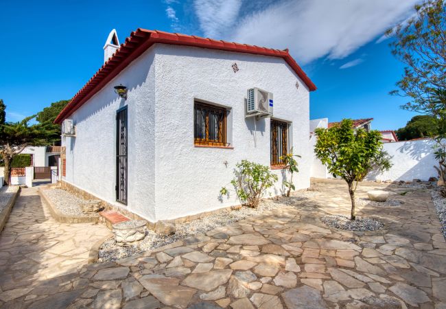 Casa en Escala - PAMELA Casa en Escala - PAMELA