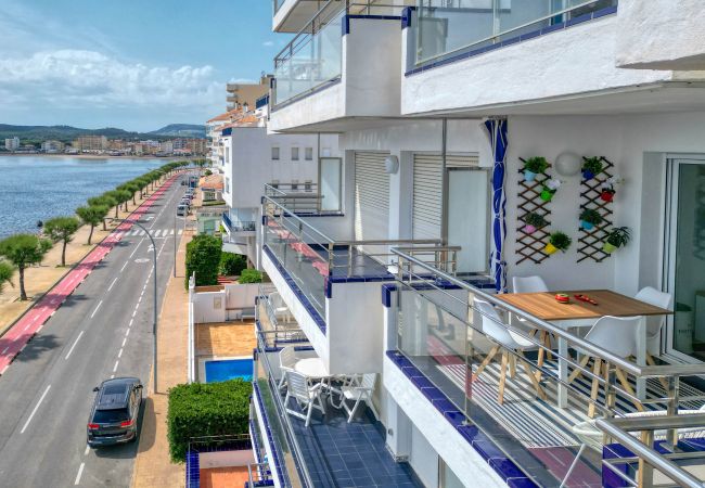 Apartamento en Escala - FRONTMAR BOUTIQUE Apartamento en Escala - FRONTMAR BOUTIQUE