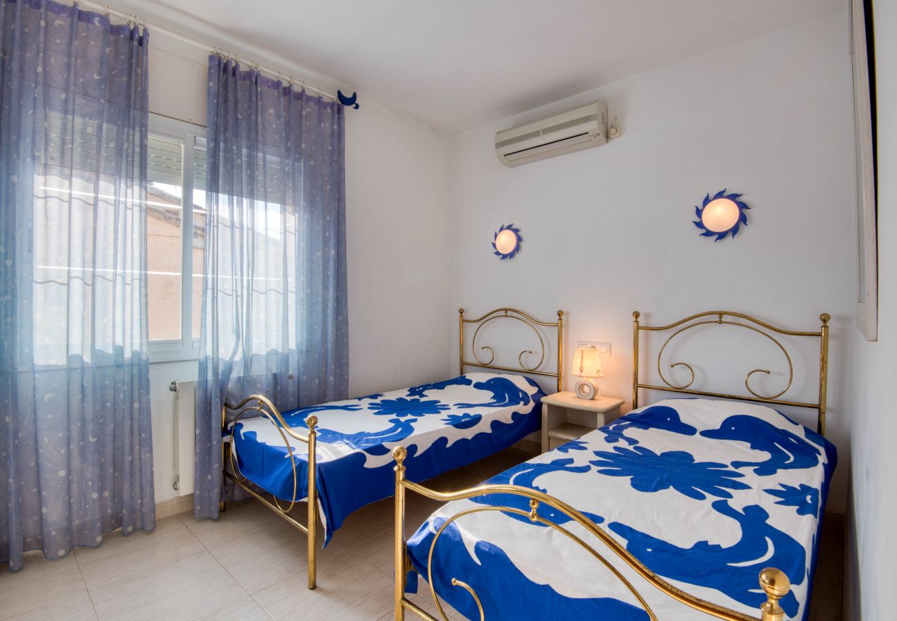 Casa en L'Escala - MONTGO