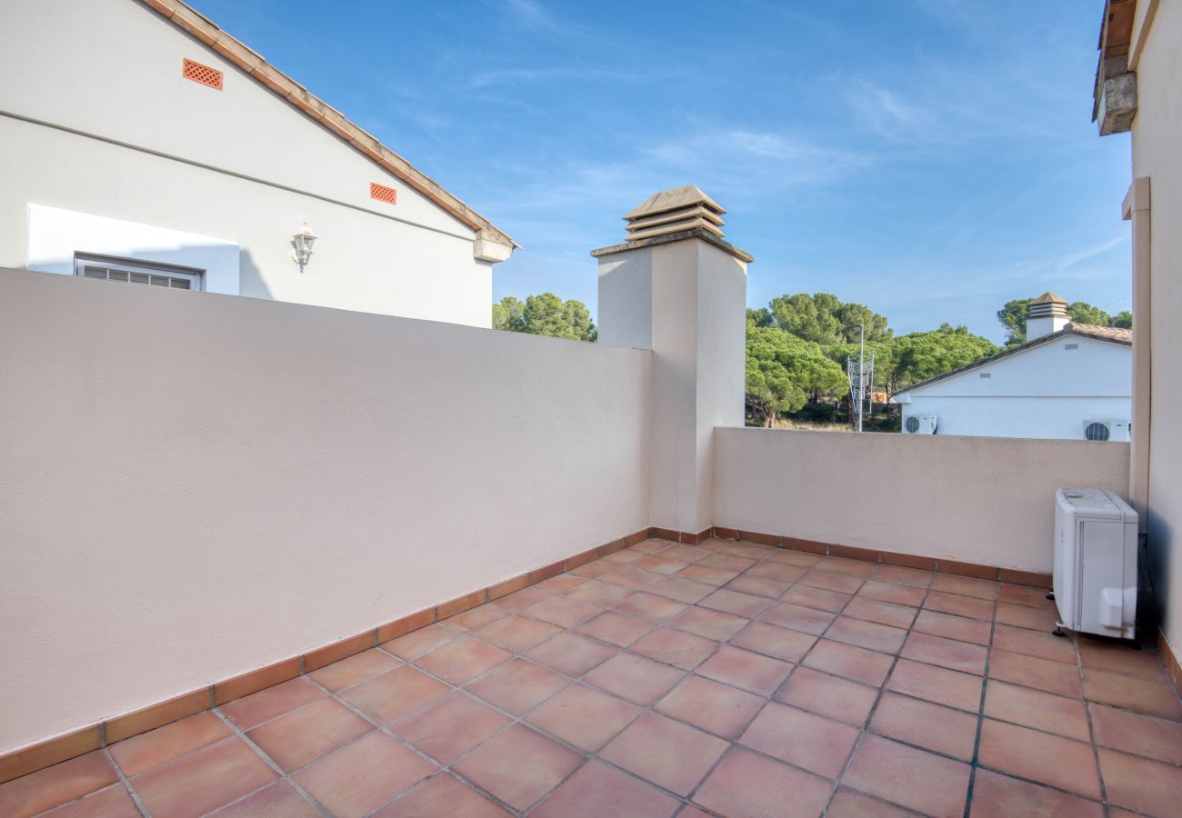 Casa en L'Escala - MONTGO