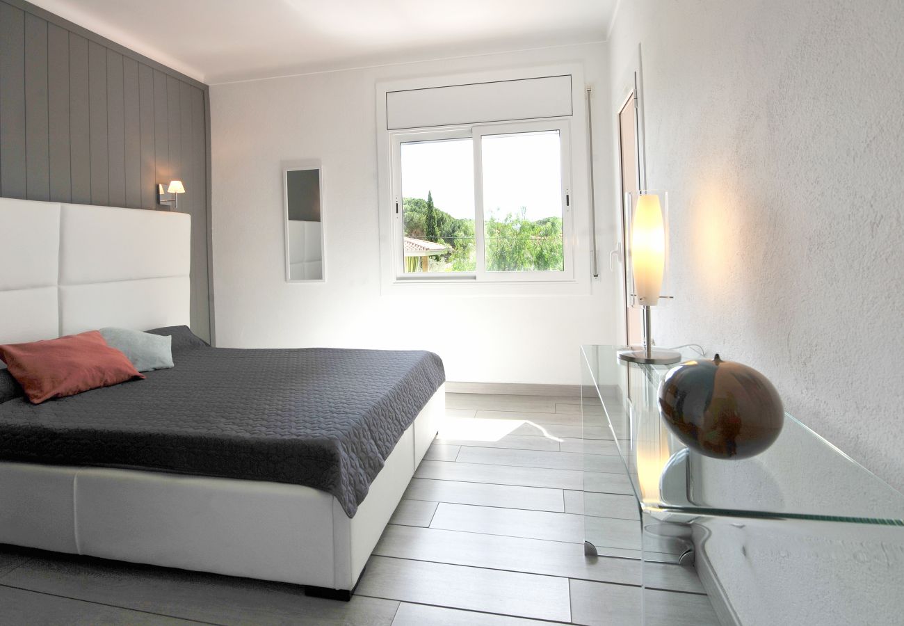 Casa en L'Escala - JUANA