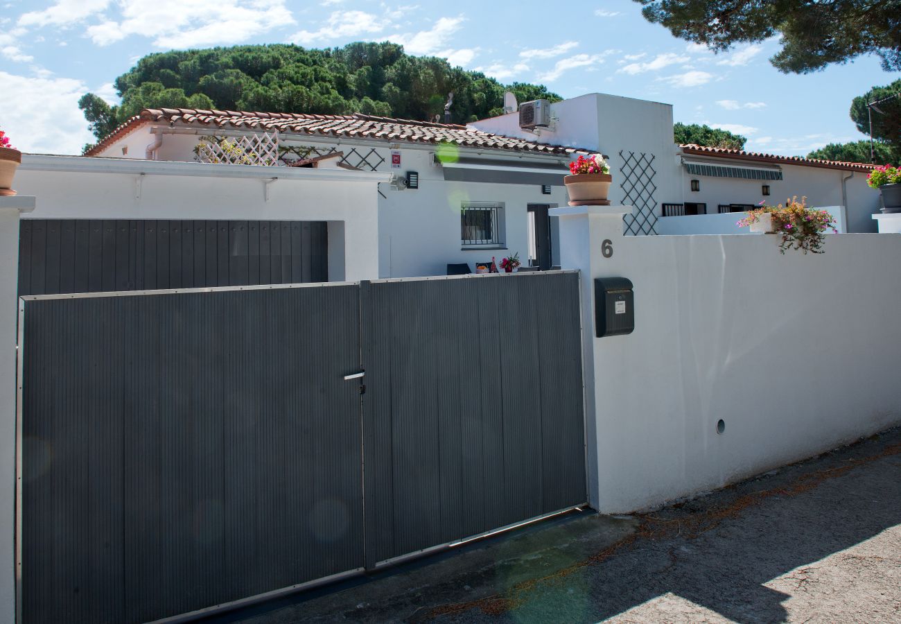 Casa en L'Escala - JUANA