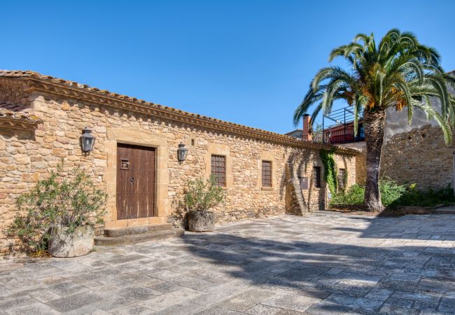 Casa en Peratallada - CANAPOST