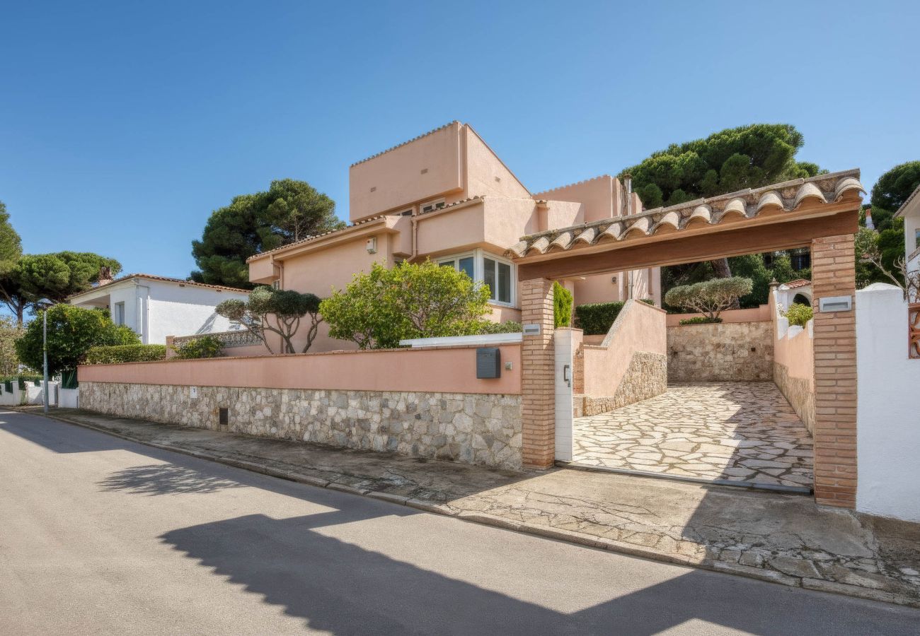 Casa en L'Escala - ALIZEA