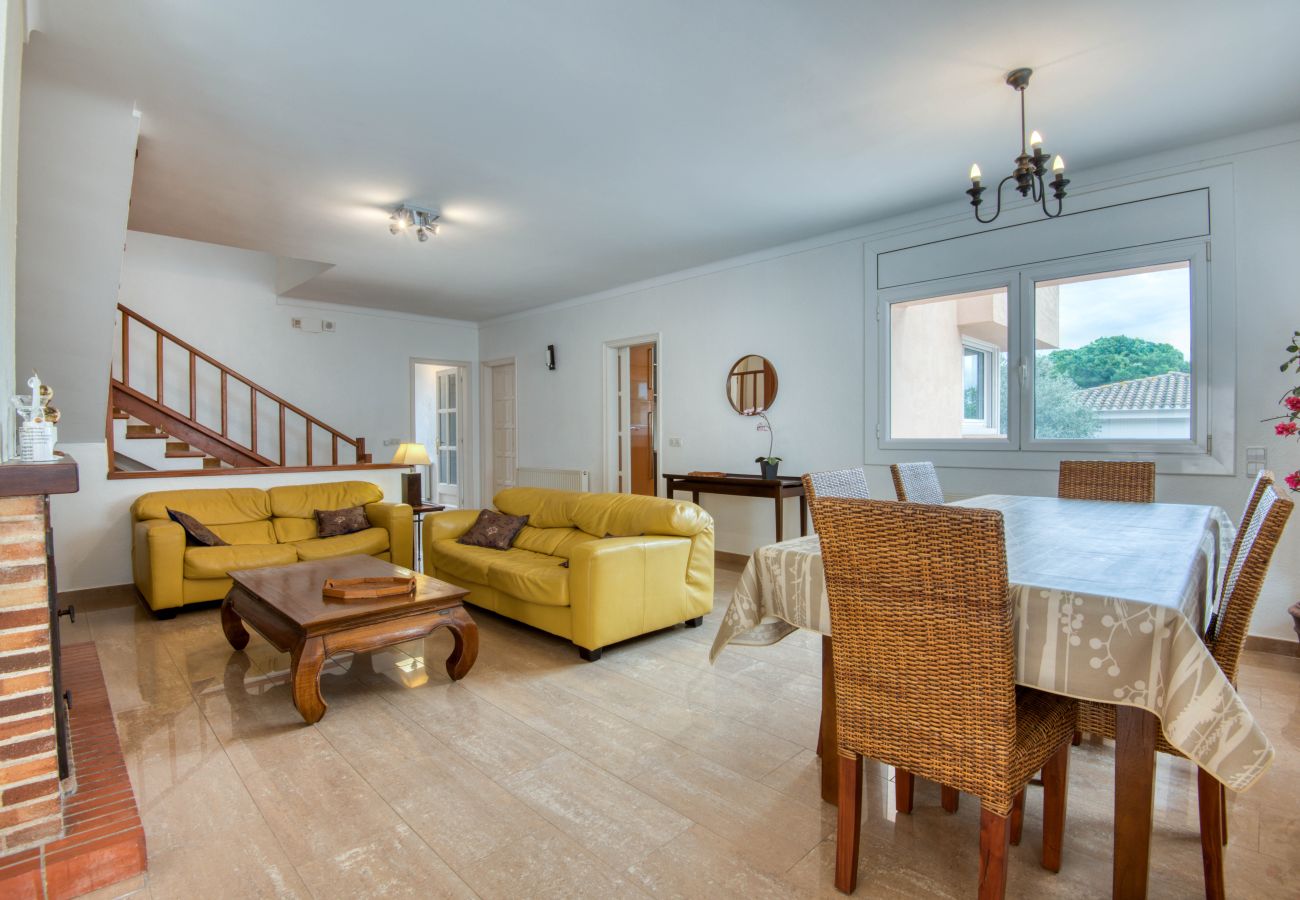 Casa en L'Escala - ALIZEA