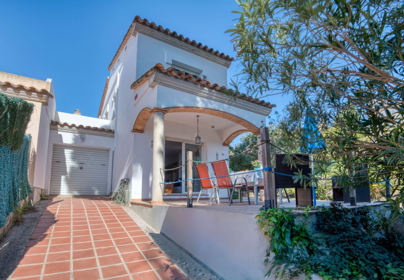 Casa en L'Escala - LLUISA