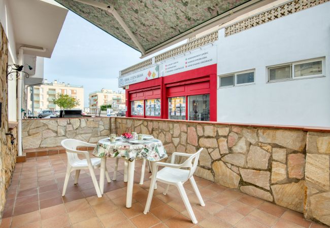 Casa adossada en Escala - ANTONIA Casa adossada en Escala - ANTONIA