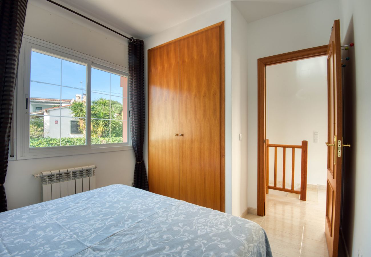 Casa en L´Escala - SERRA CAVALLERA