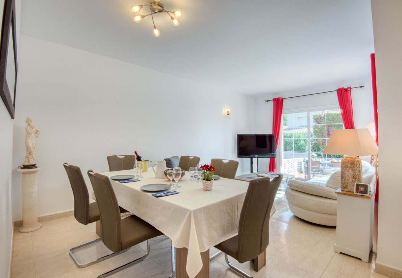 Casa en L´Escala - SERRA CAVALLERA