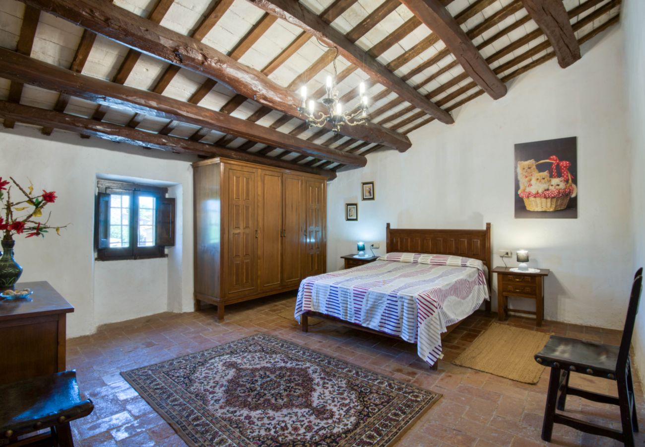 Casa en Peratallada - CANAPOST