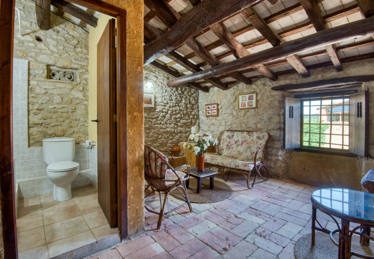 Casa en Peratallada - CANAPOST
