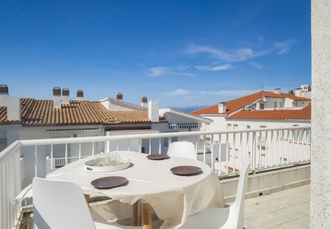 Apartament en Escala - PLAYA