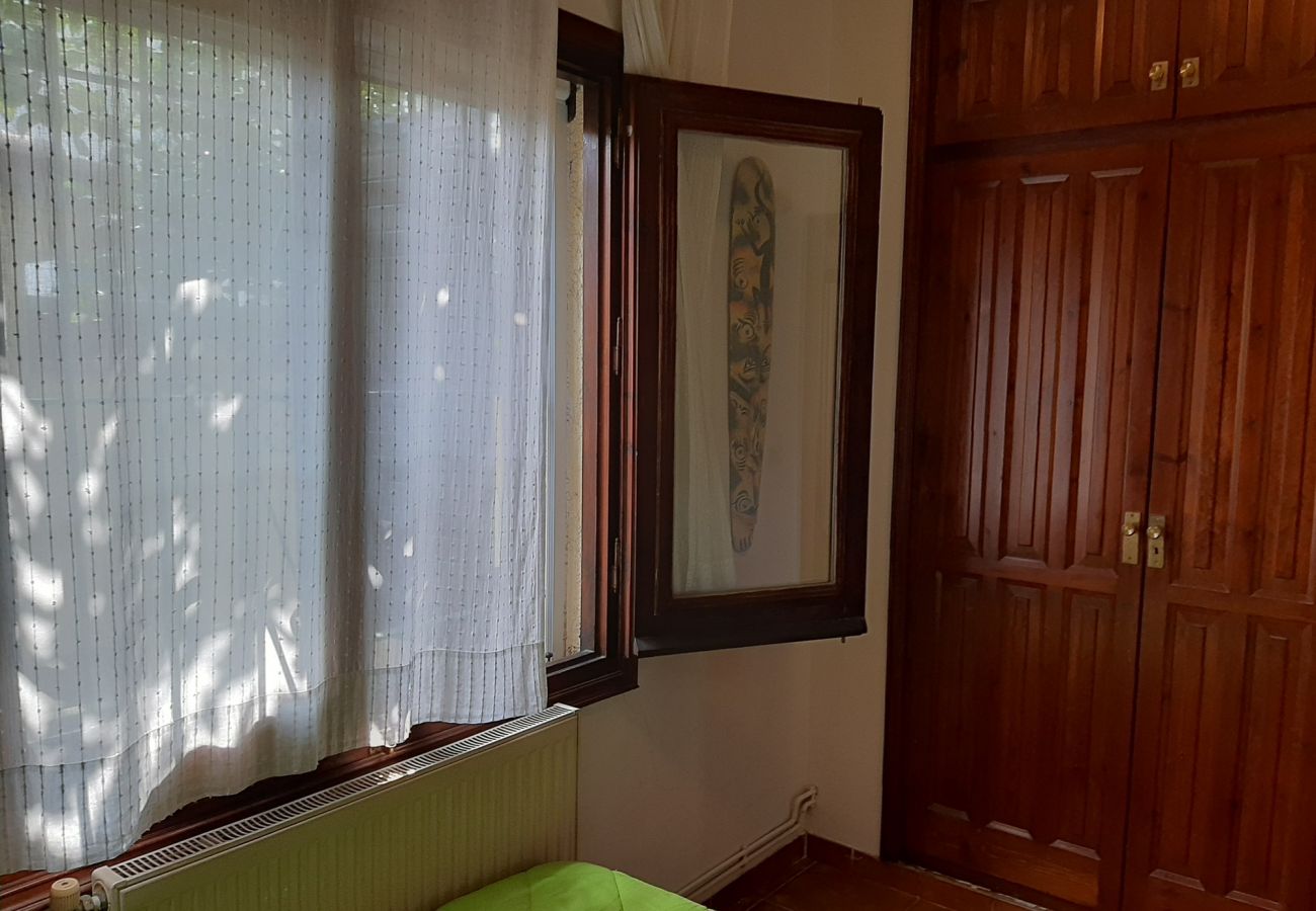 Casa en Escala - LLANÇA