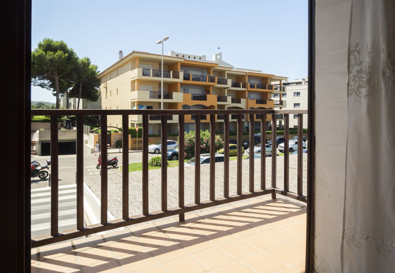 Apartament en Escala - AVINGUDA RIELLS