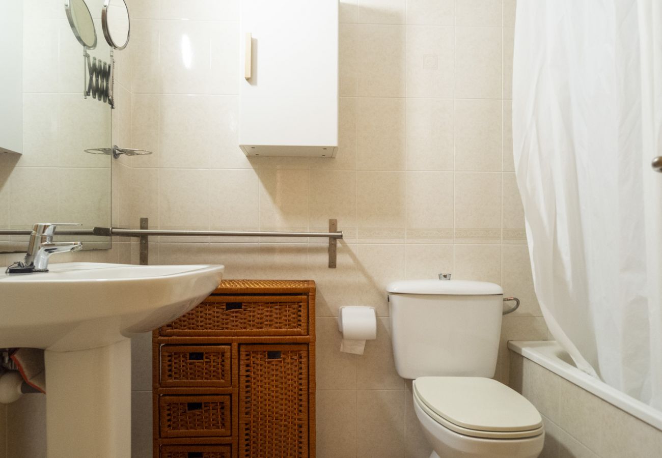Apartament en Escala - AVINGUDA RIELLS