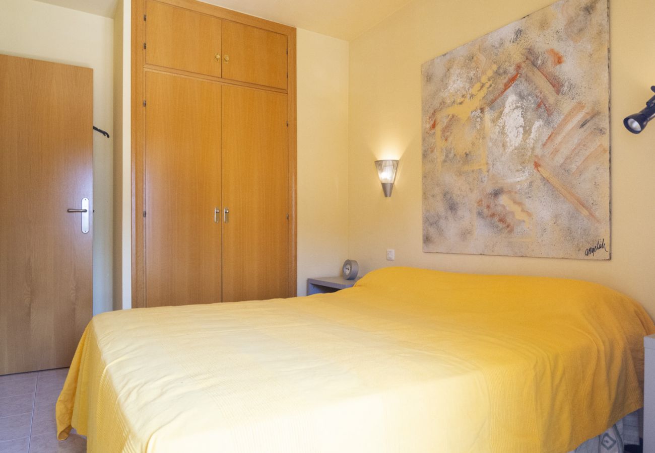Apartament en Escala - AVINGUDA RIELLS