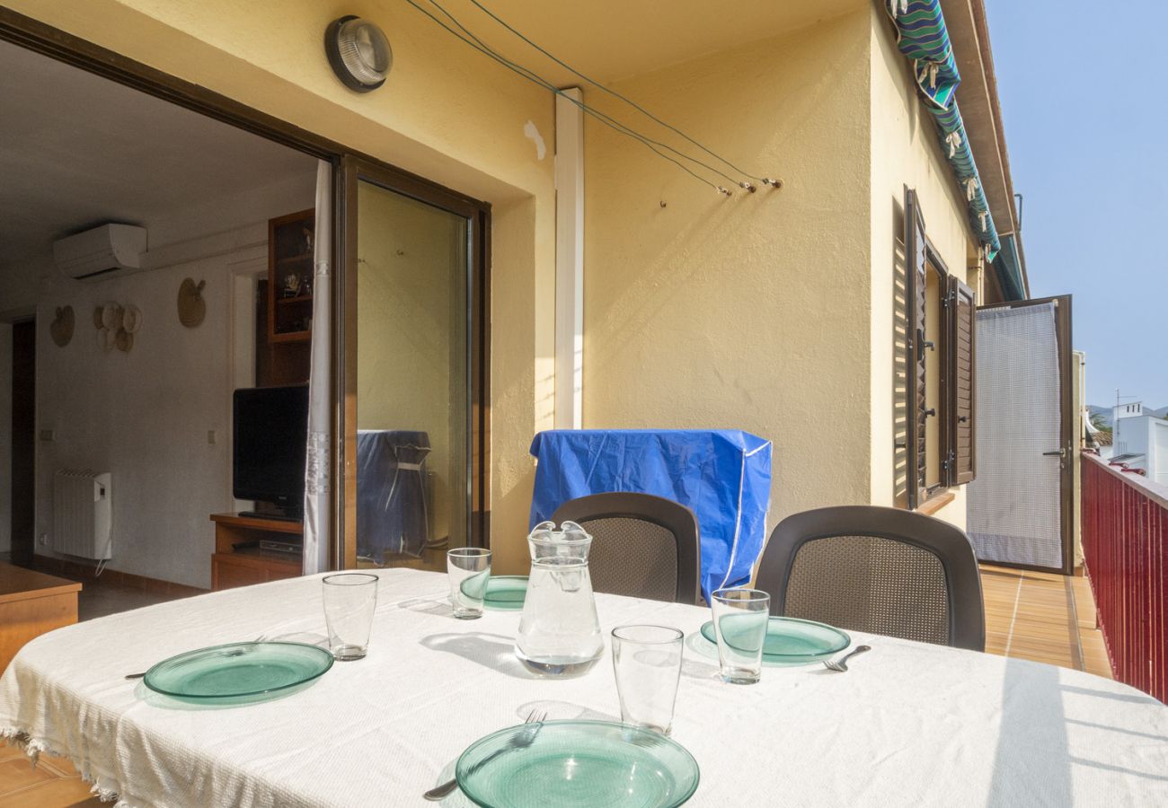 Ferienwohnung in Escala - TRAMUNTANA