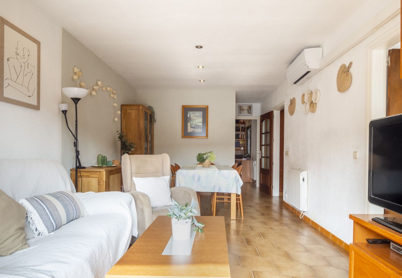 Ferienwohnung in Escala - TRAMUNTANA