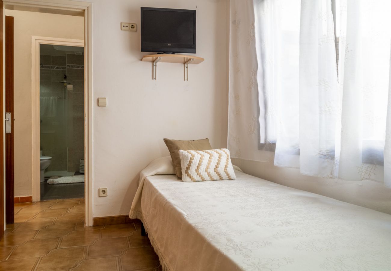 Ferienwohnung in Escala - TRAMUNTANA