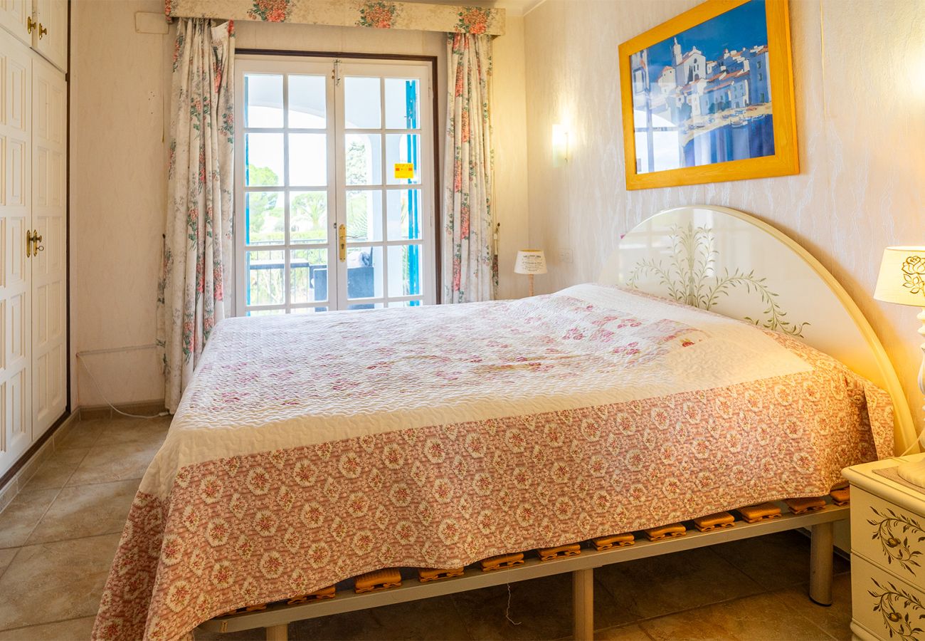 Ferienhaus in Escala - PIRINEU