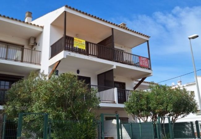 Ferienwohnung in Escala - AMARRES