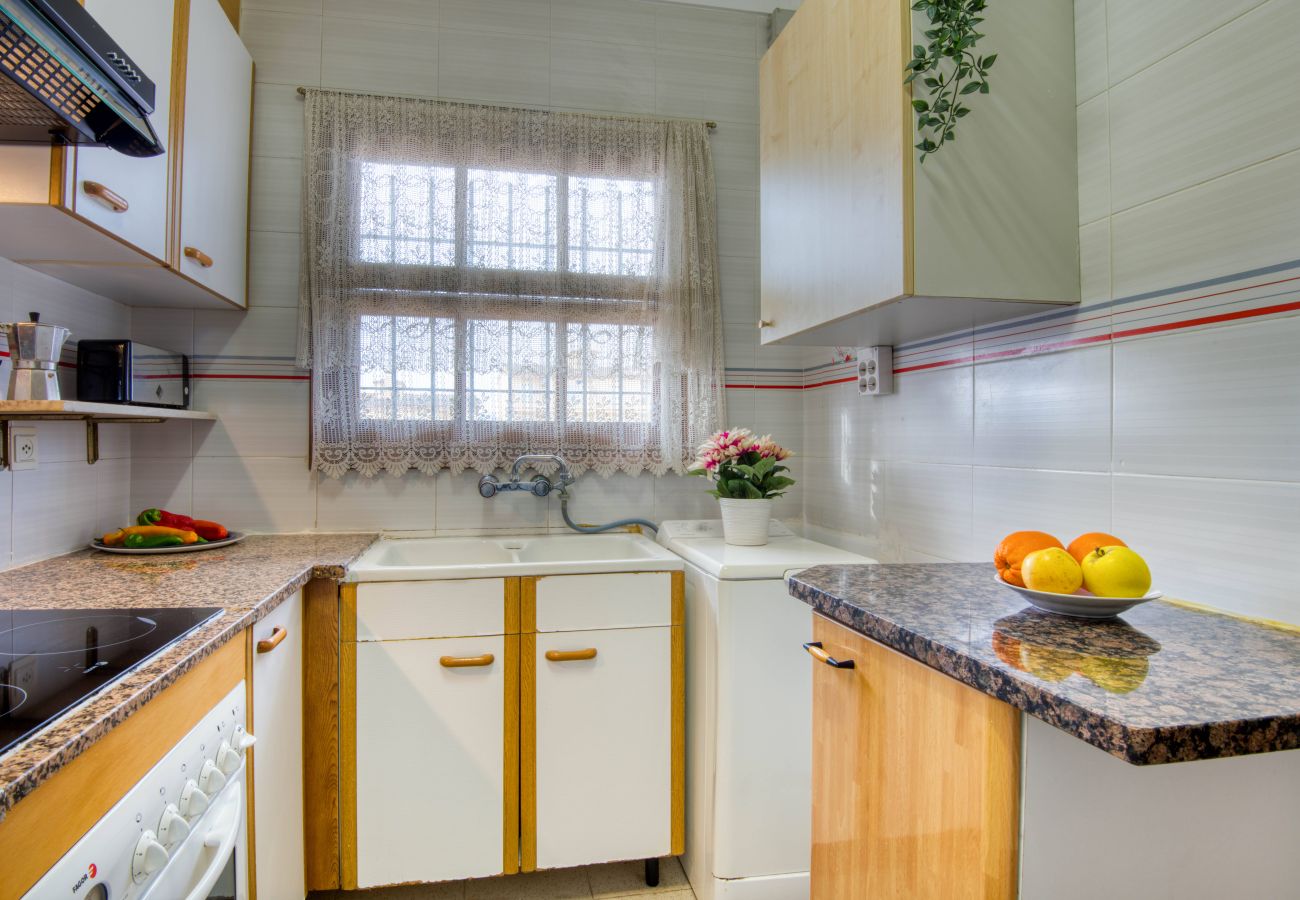 Ferienwohnung in L'Escala - GARBI PARK D203