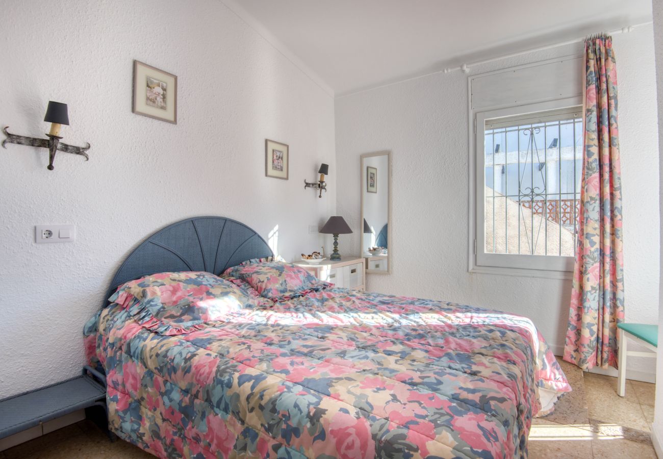 Ferienhaus in L'Escala - MIRAVETTE