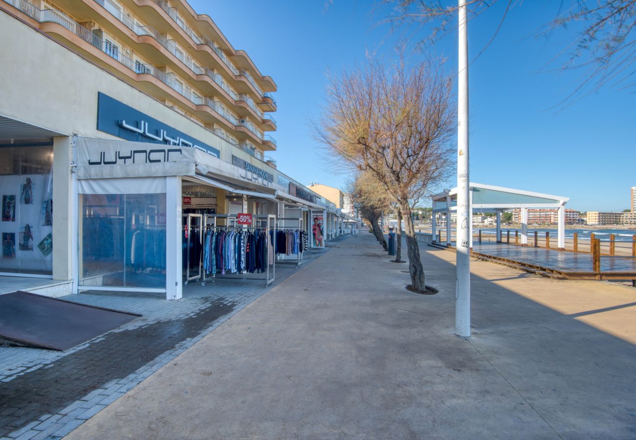 Ferienwohnung in L'Escala - MAYA