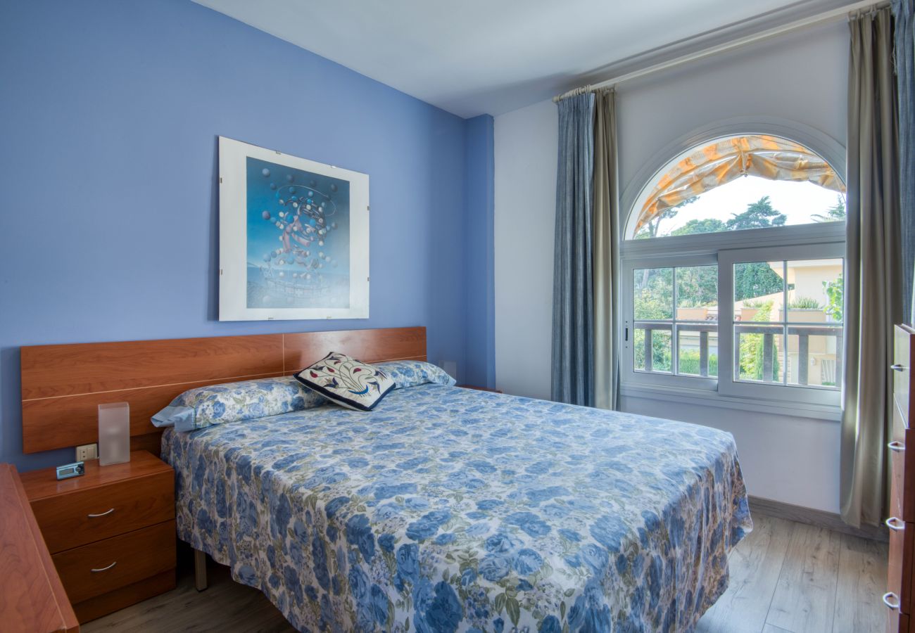 Apartment in L'Escala - REMEI