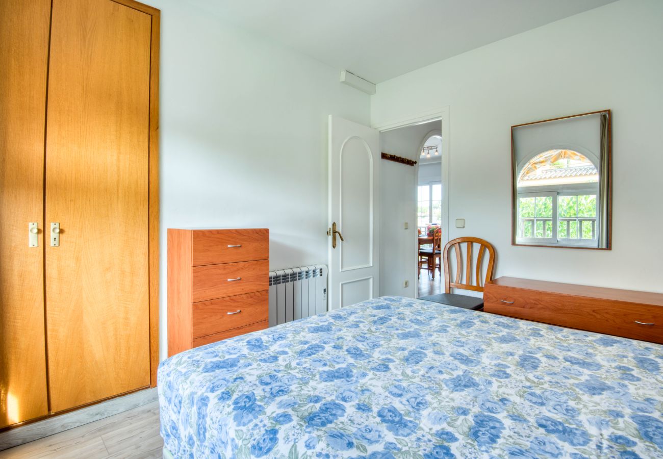 Apartment in L'Escala - REMEI