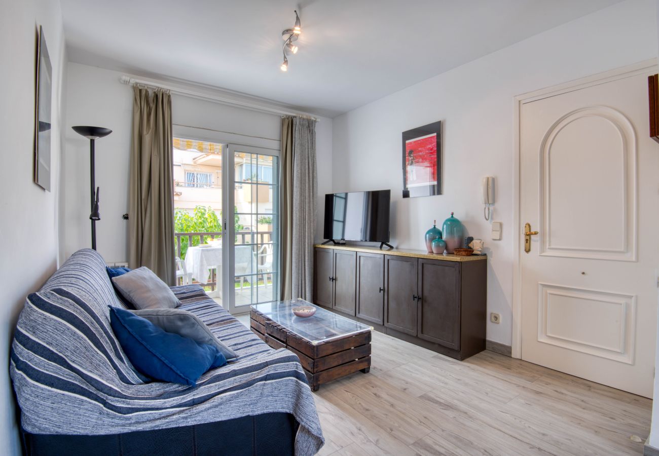 Apartment in L'Escala - REMEI