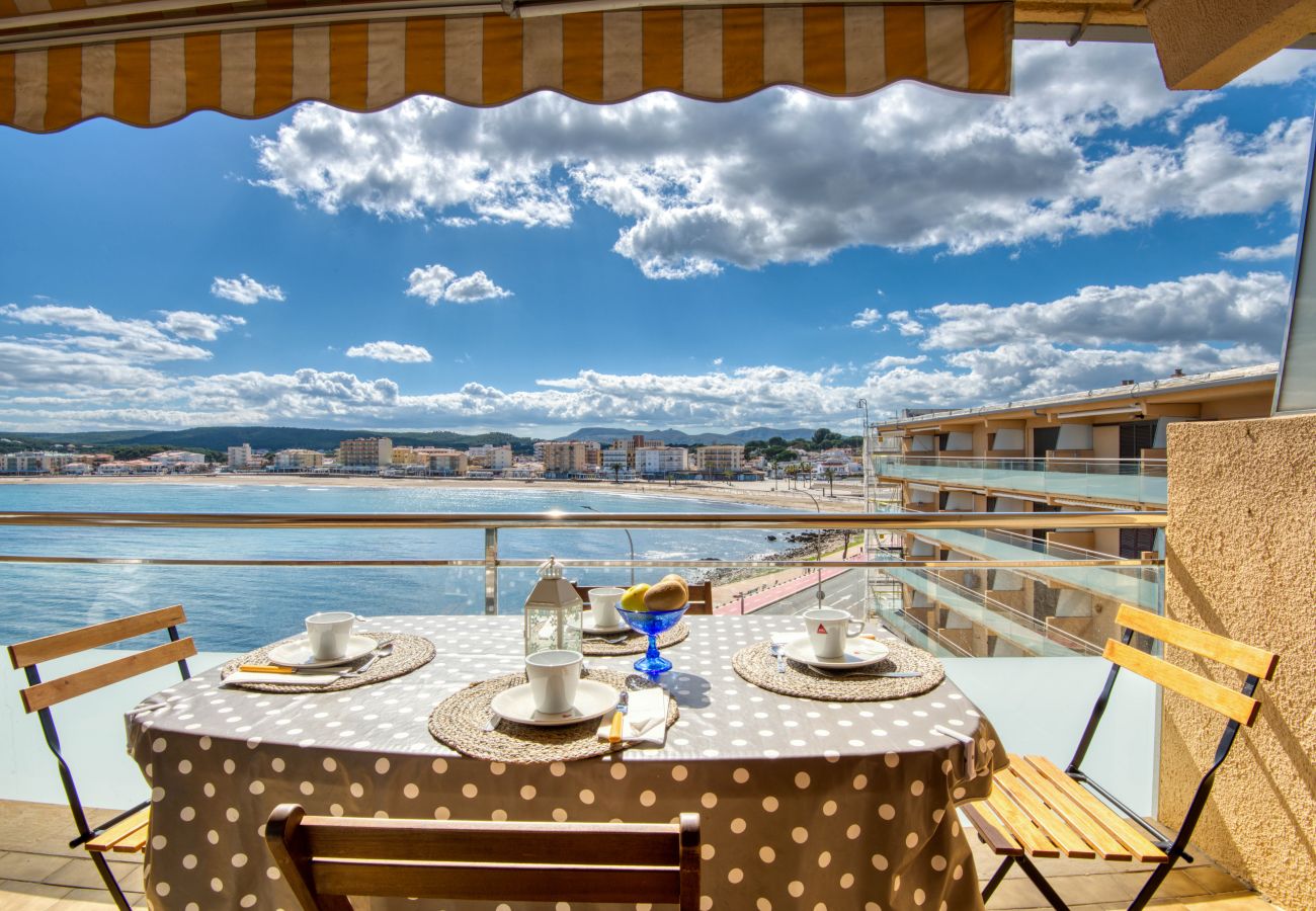 Apartment in L'Escala - SARA
