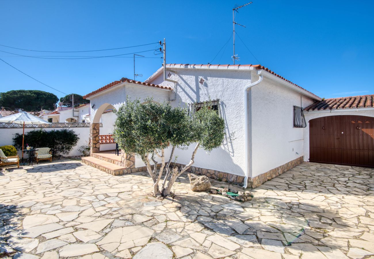 House in L'Escala - MAX