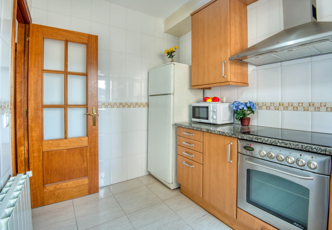 House in L'Escala - MONTGO