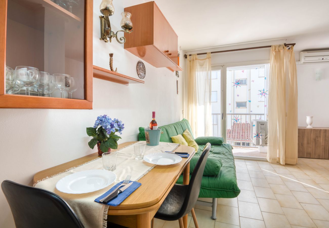 Flat in L'Escala - ESCALET