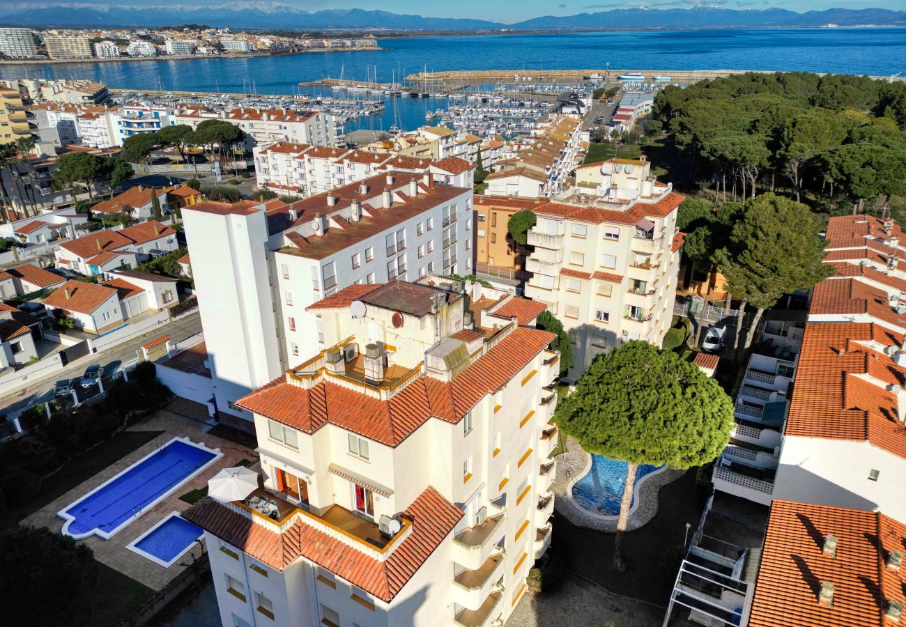 Apartment in L'Escala - NANA