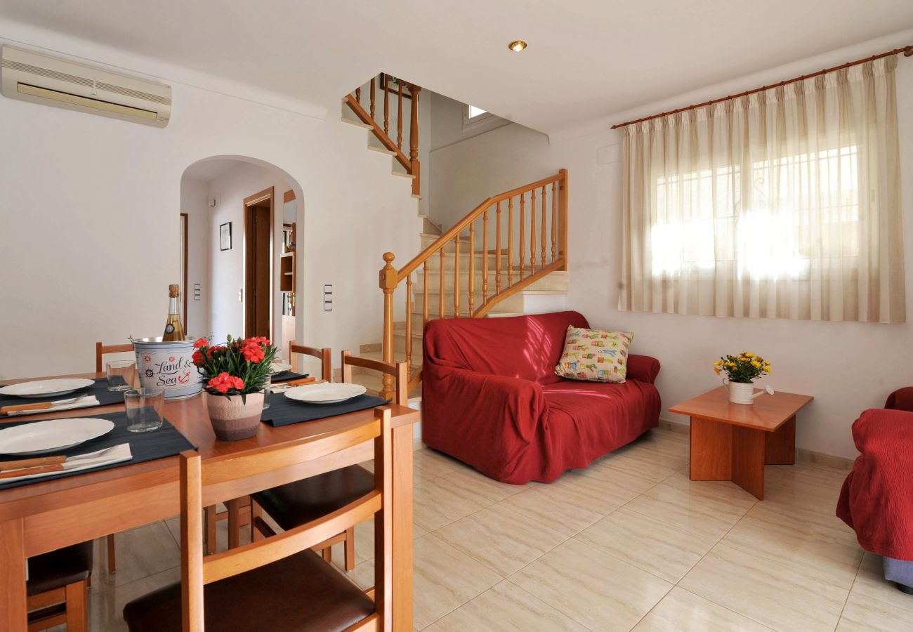 dining room in a tourist house