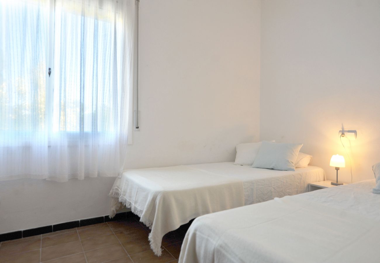 Apartment in L'Escala - IKER