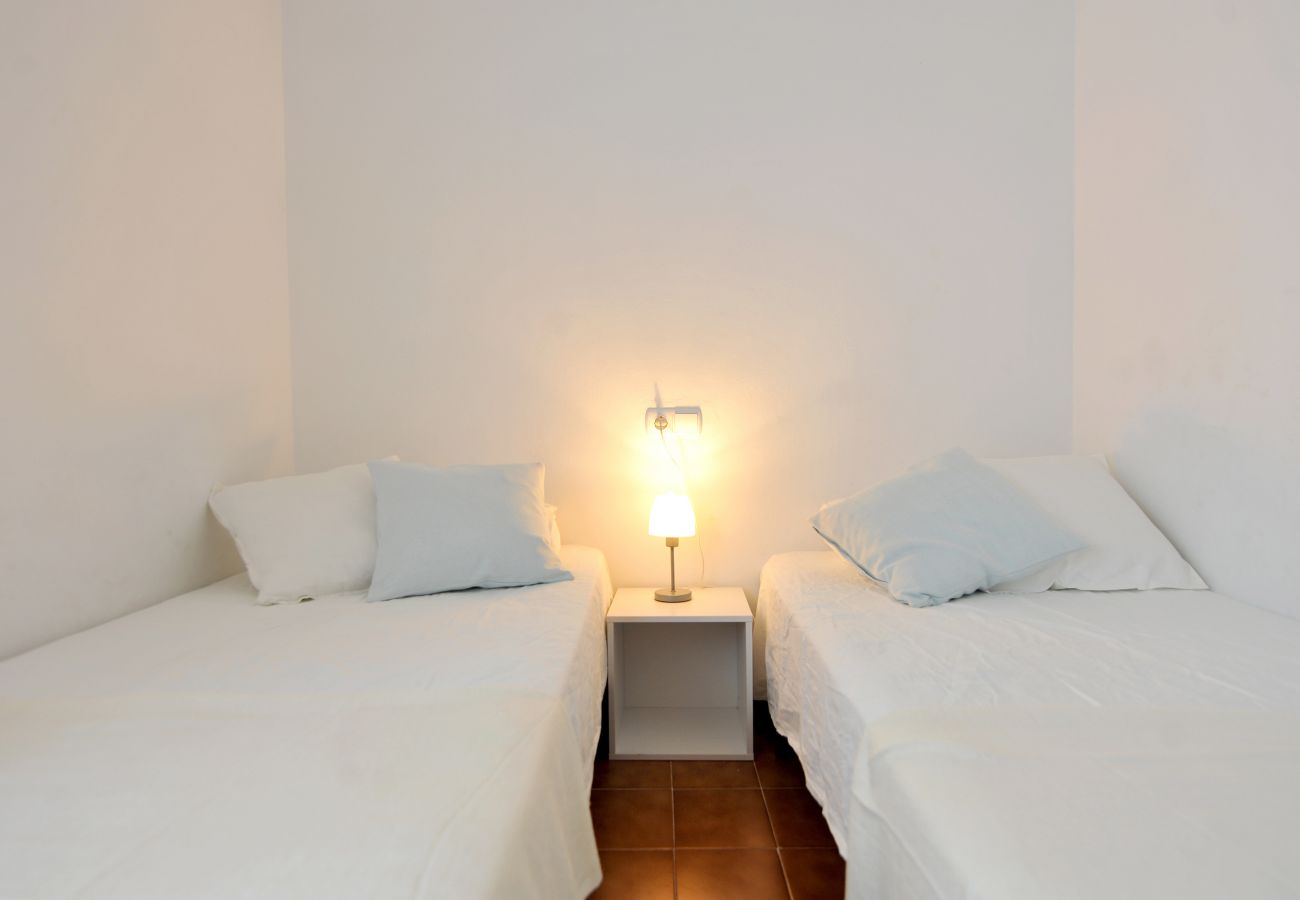 Apartment in L'Escala - IKER