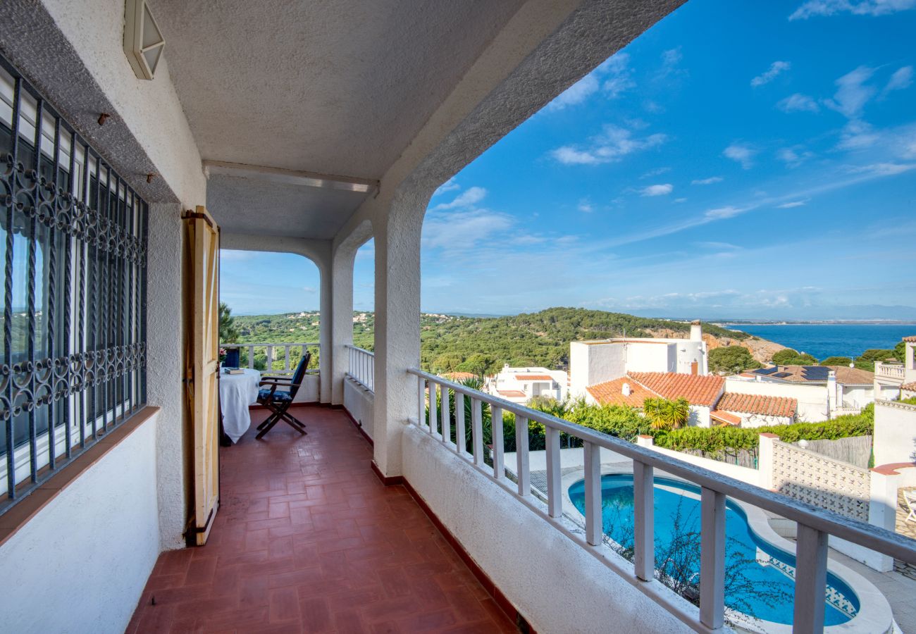 House in L'Escala - PALATINA