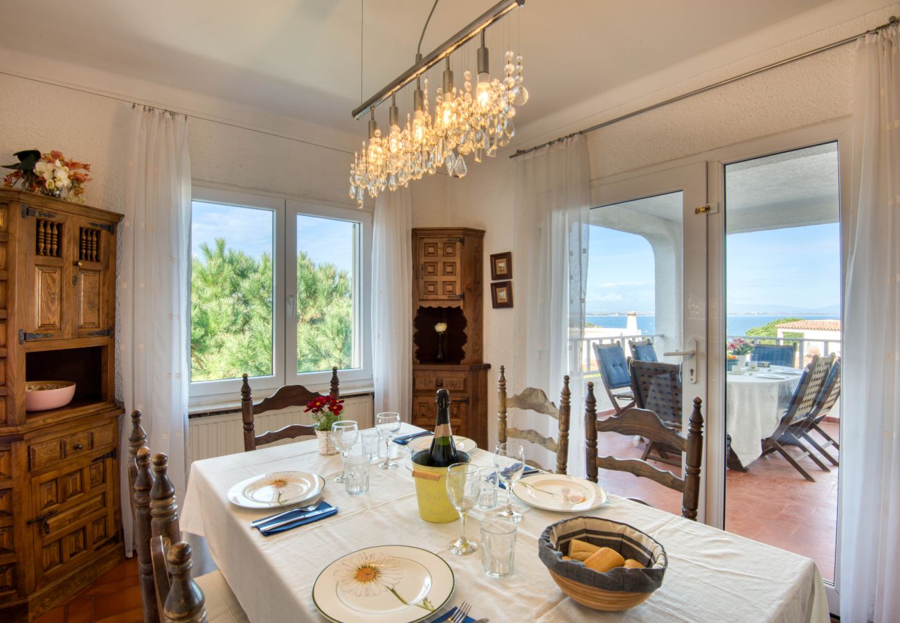 House in L'Escala - PALATINA