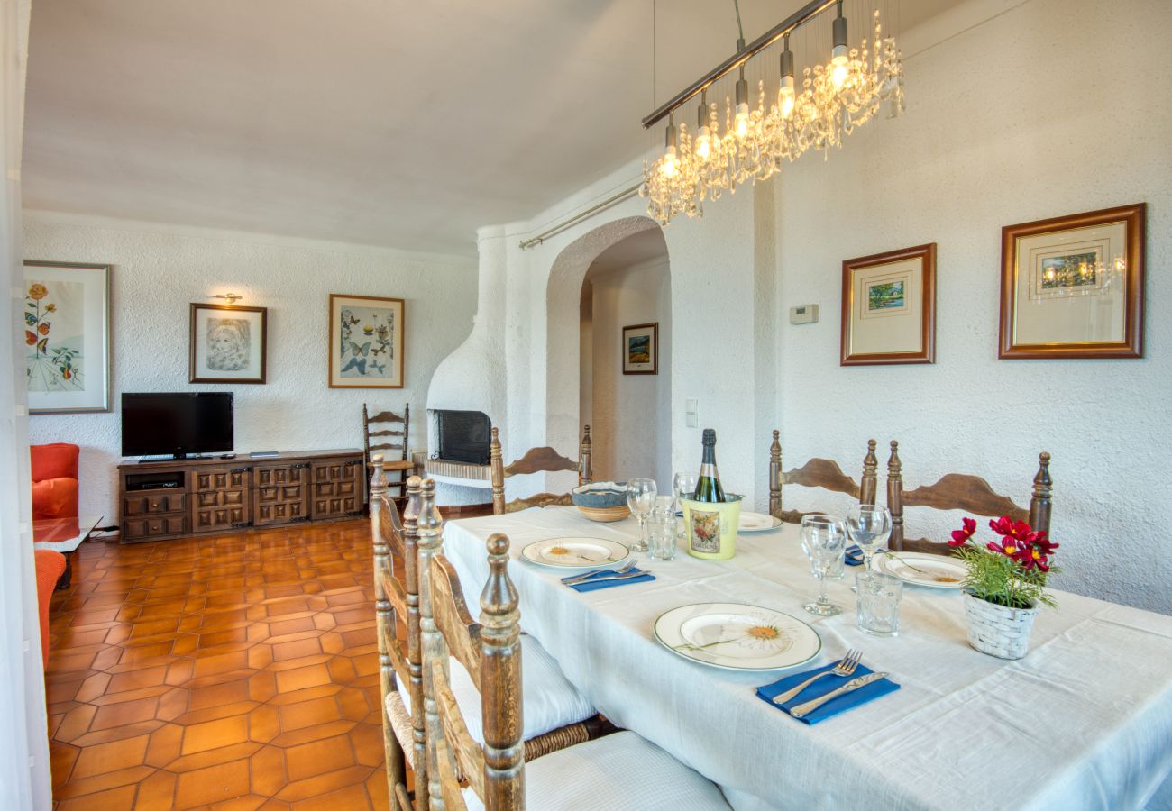 House in L'Escala - PALATINA