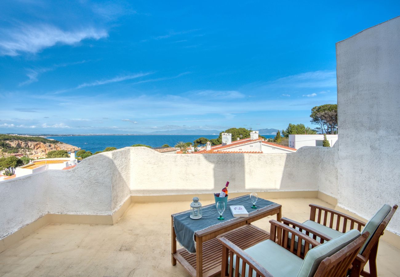 House in L'Escala - PALATINA