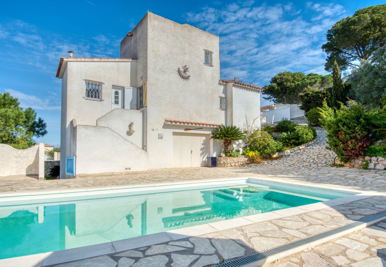 House in L'Escala - PALATINA