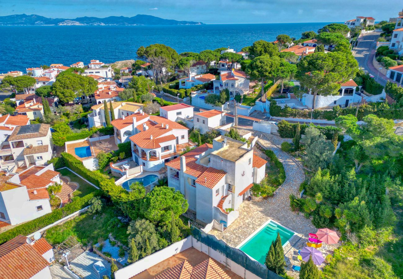House in L'Escala - PALATINA