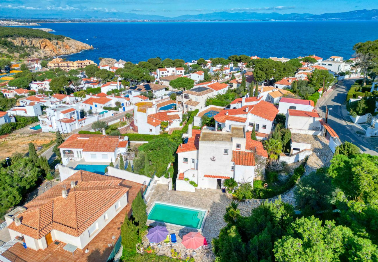 House in L'Escala - PALATINA
