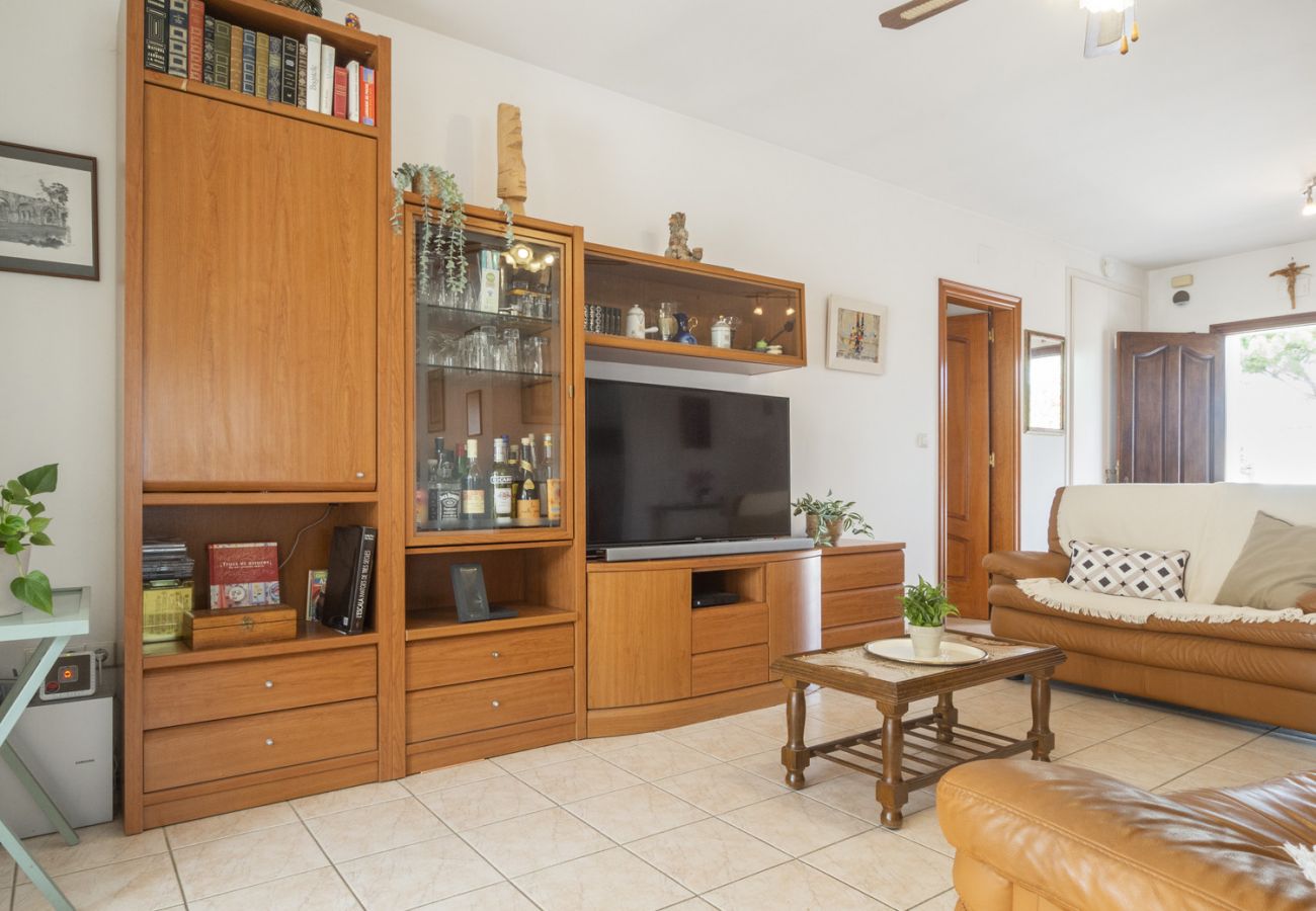 House in Escala - FALGUERA