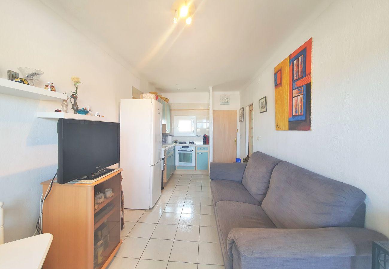 Apartment in Escala - ROSES